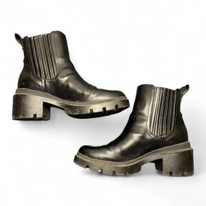 Women’s Black Chunky Chelsea Boots